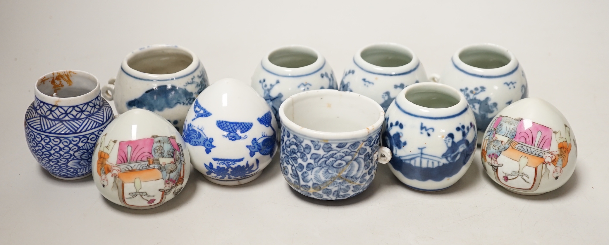 Ten Chinese porcelain bird feeders, 19th/20th century, 4.5cm